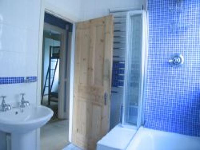 			2 Bedroom, 1 bath, 1 reception Flat			 Gladstone Park Gardens, DOLLIS HILL NW2